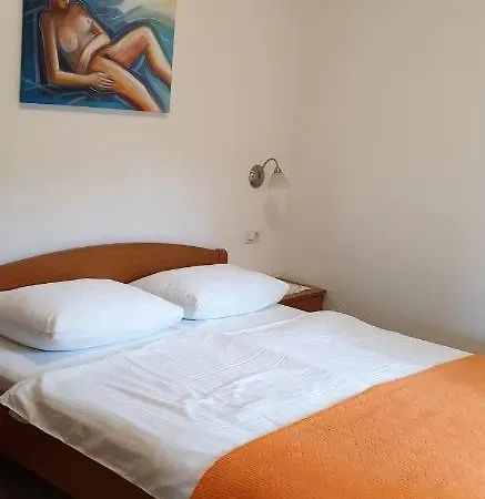Appartement Ema *