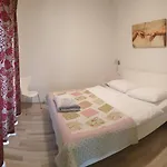 Διαμέρισμα Ema *