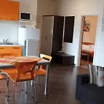 Apartman Ema *